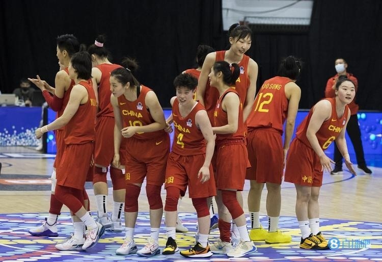 🏀世界杯资格赛-黄思静30+7+6 王思雨10+8+15 中国女篮大胜法国