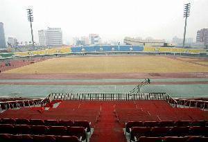 记者：国安主选主场为丰台体育中心 备用体育场为香河基地