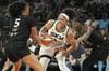 🏀WNBA-李月汝未出场 范德斯鲁特25+8 天空28分逆转王牌