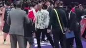 老冤家了！杜锋马布里赛后险起冲突！俩人对喷垃圾话
