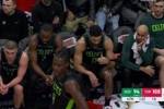 🏳剩1分多钟落后猛龙14分 凯尔特人换下主力宣布投降