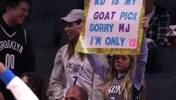 小球迷表示杜兰特才是我的goat！阿杜给整害羞了😂
