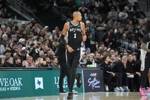 追梦：文班不会成为NBA门面 这和最佳球员是两码事 非美国人不行